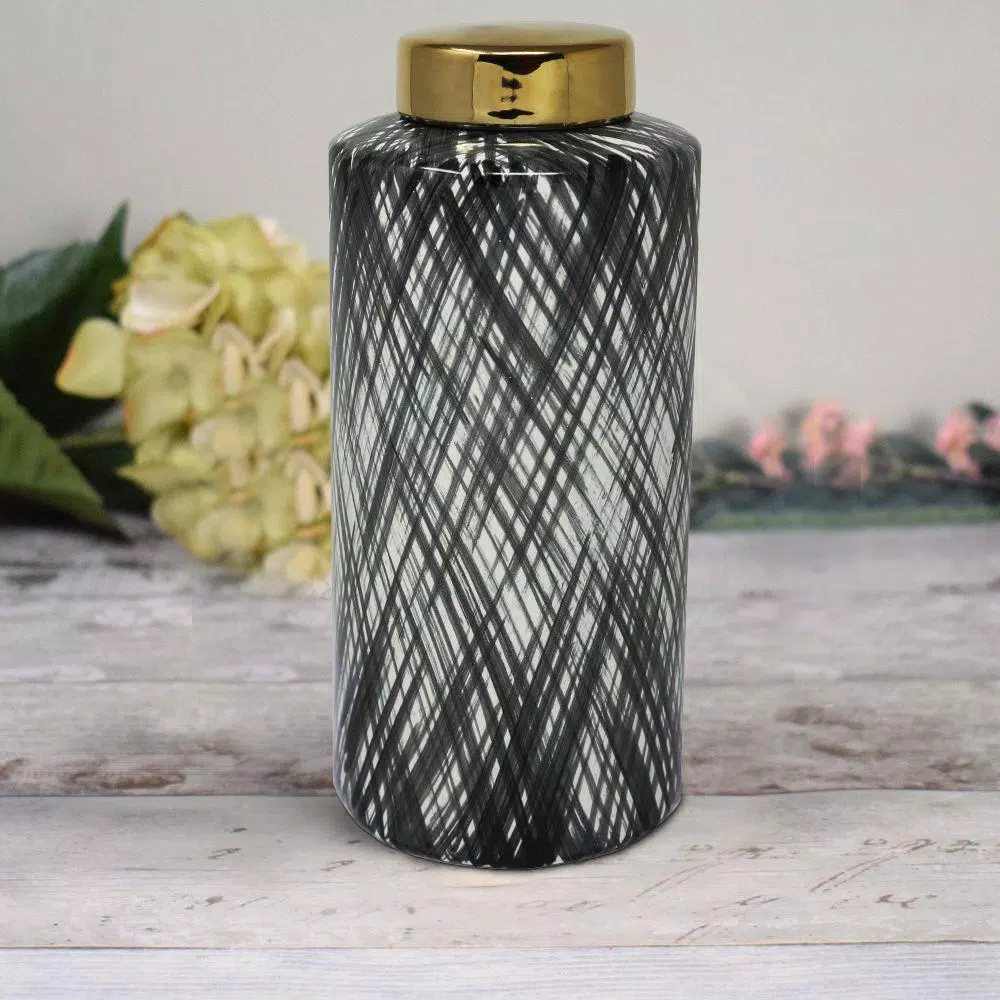 Food Storage Benjara Ceramic Black And White Large Lidded Ginger Jar With Criss Cross Pattern 8 Food Storage Benjara Ceramic Black And White Large Lidded Ginger Jar With Criss Cross Pattern - Image 6
